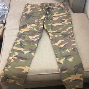 Gap Camo pants